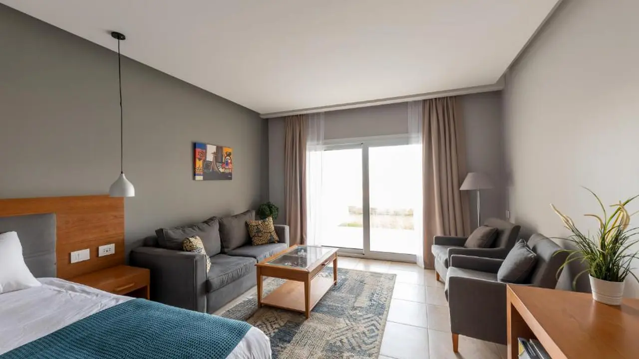 الفندق ميرال - العين السخنة